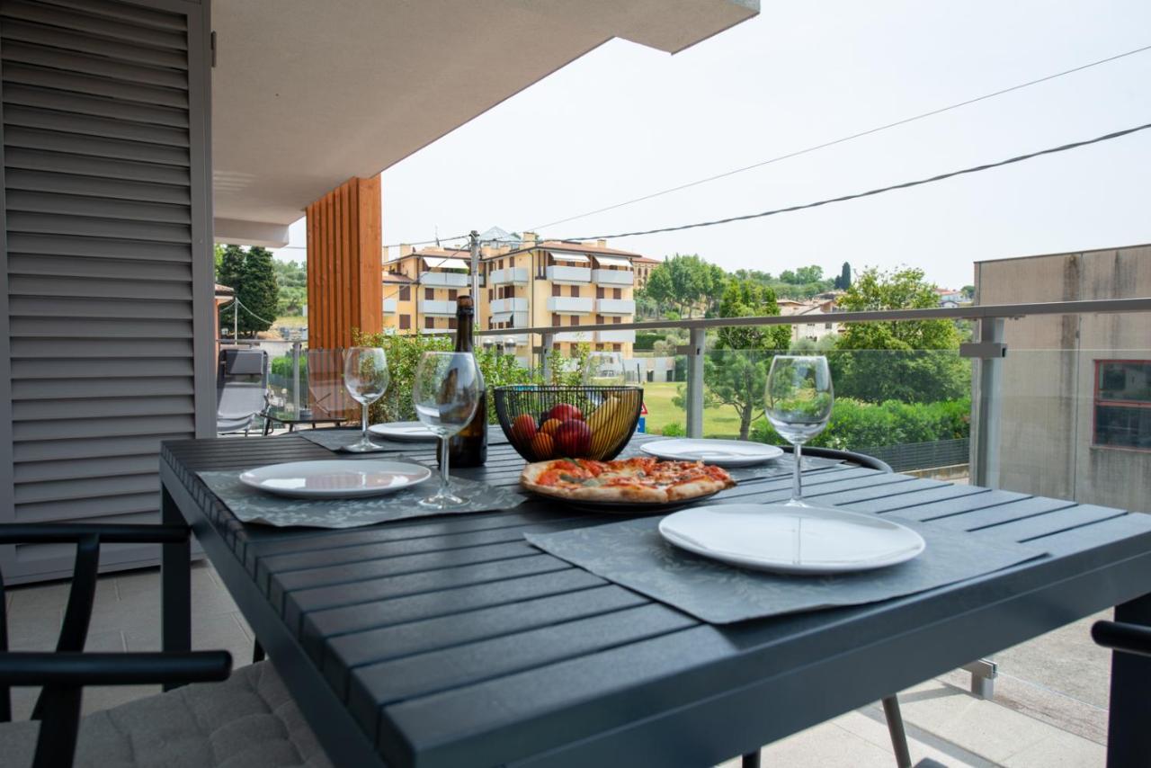 Lake Dream Apartment With Pool In บาร์โดลิโน ภายนอก รูปภาพ