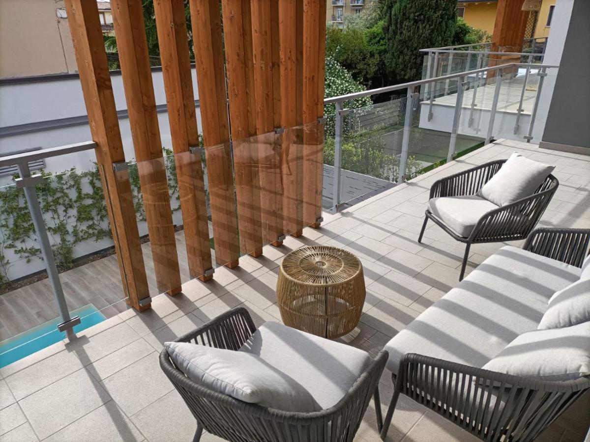 Lake Dream Apartment With Pool In บาร์โดลิโน ภายนอก รูปภาพ